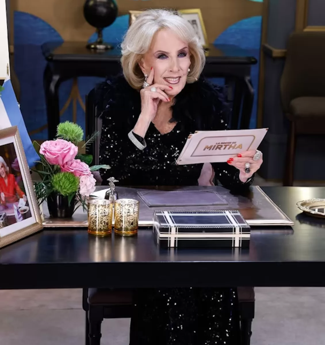 Mirtha Legrand se retiró del Sanatorio Mater Dei en un auto particular