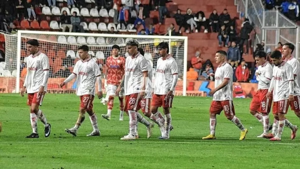 Unión sigue siendo el equipo más goleado de Primera