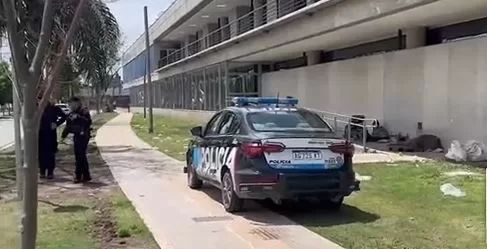 Hallaron muerto a un hombre en situación de calle cerca del Hospital de Niños