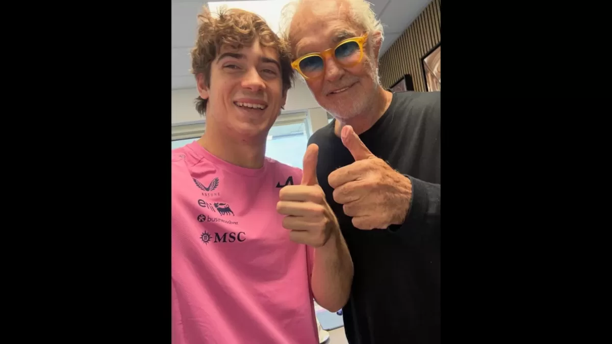 Colapinto se reunió con Briatore tras un nuevo malogro en Singapur