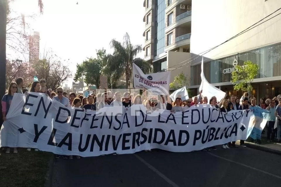 Cortes de calles y desvíos de colectivos por la Marcha Universitaria