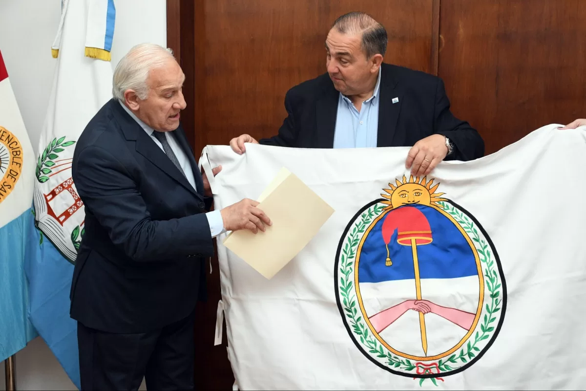 Poletti recibió a Manuel Belgrano, el chozno nieto del creador de la Bandera Argentina