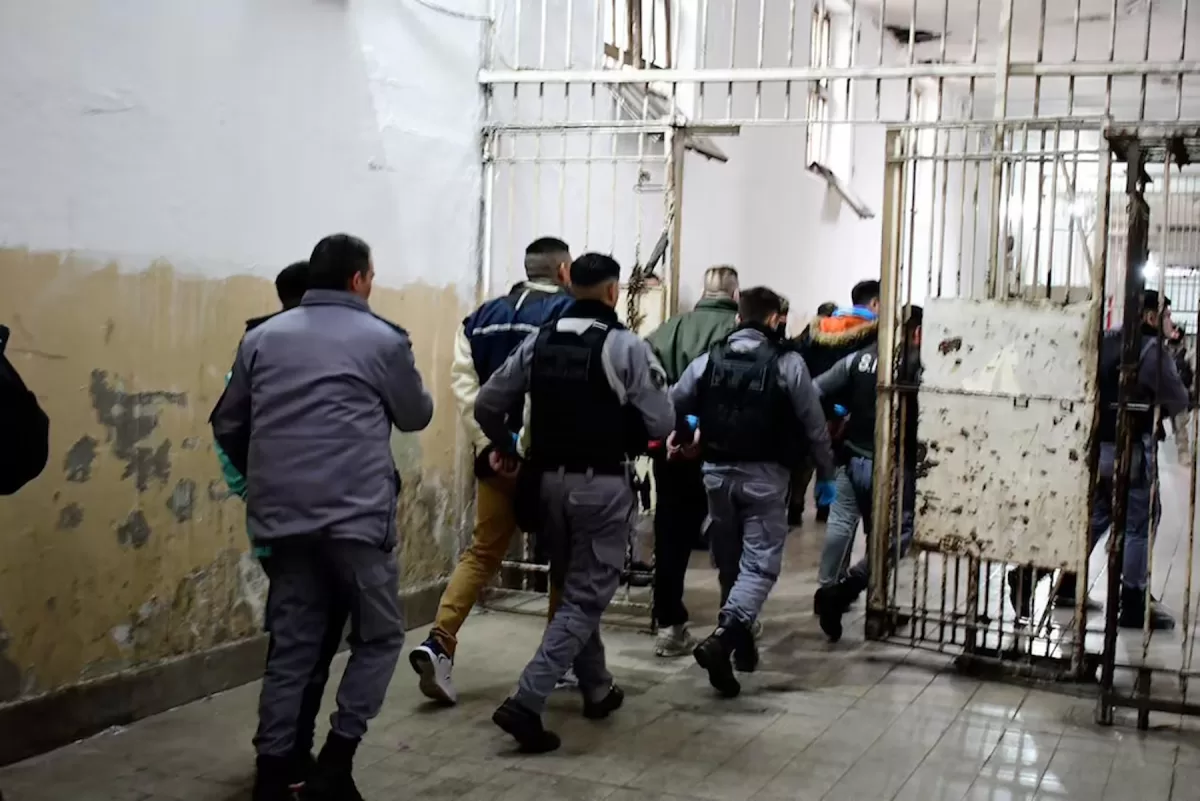 Cárceles federales: hay una sobrepoblación del 6,6% y aumentaron los extranjeros detenidos