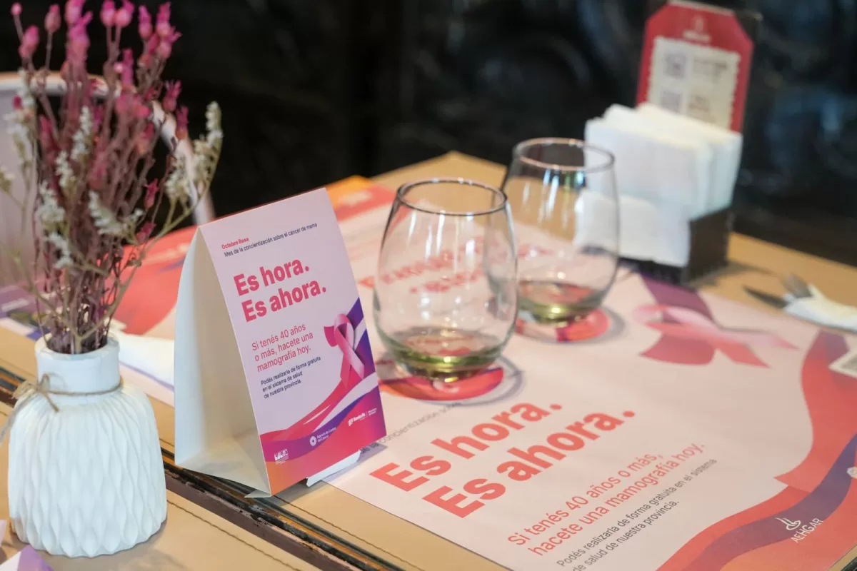 Octubre Rosa: el sector gastronómico se suma a la prevención del cáncer de mama