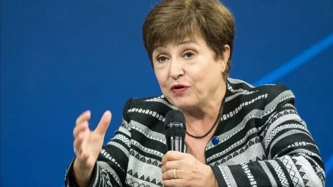 Llega una comitiva del FMI para la tercera revisión: el Gobierno admite que incumplirá la meta fiscal de 2026
