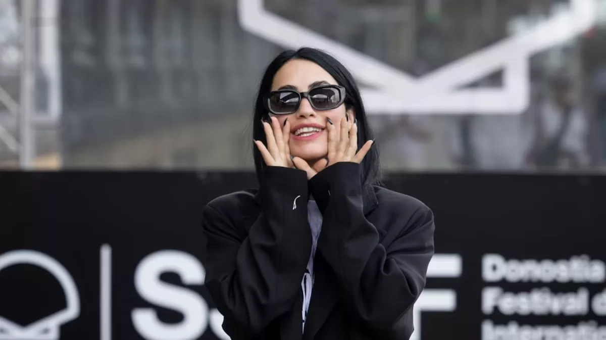 Festival de San Sebastián: Lali Espósito lució una remera de “Las Malvinas son argentinas”