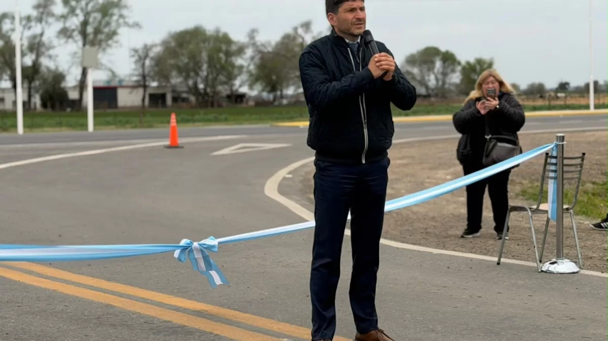 Pullaro inauguró la repavimentación de la Ruta 90