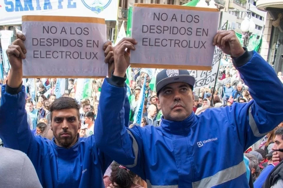 Electrolux: la UOM se moviliza por despidos 