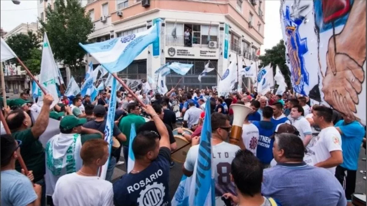 Dictaron conciliación obligatoria por el cierre de Electrolux en Rosario