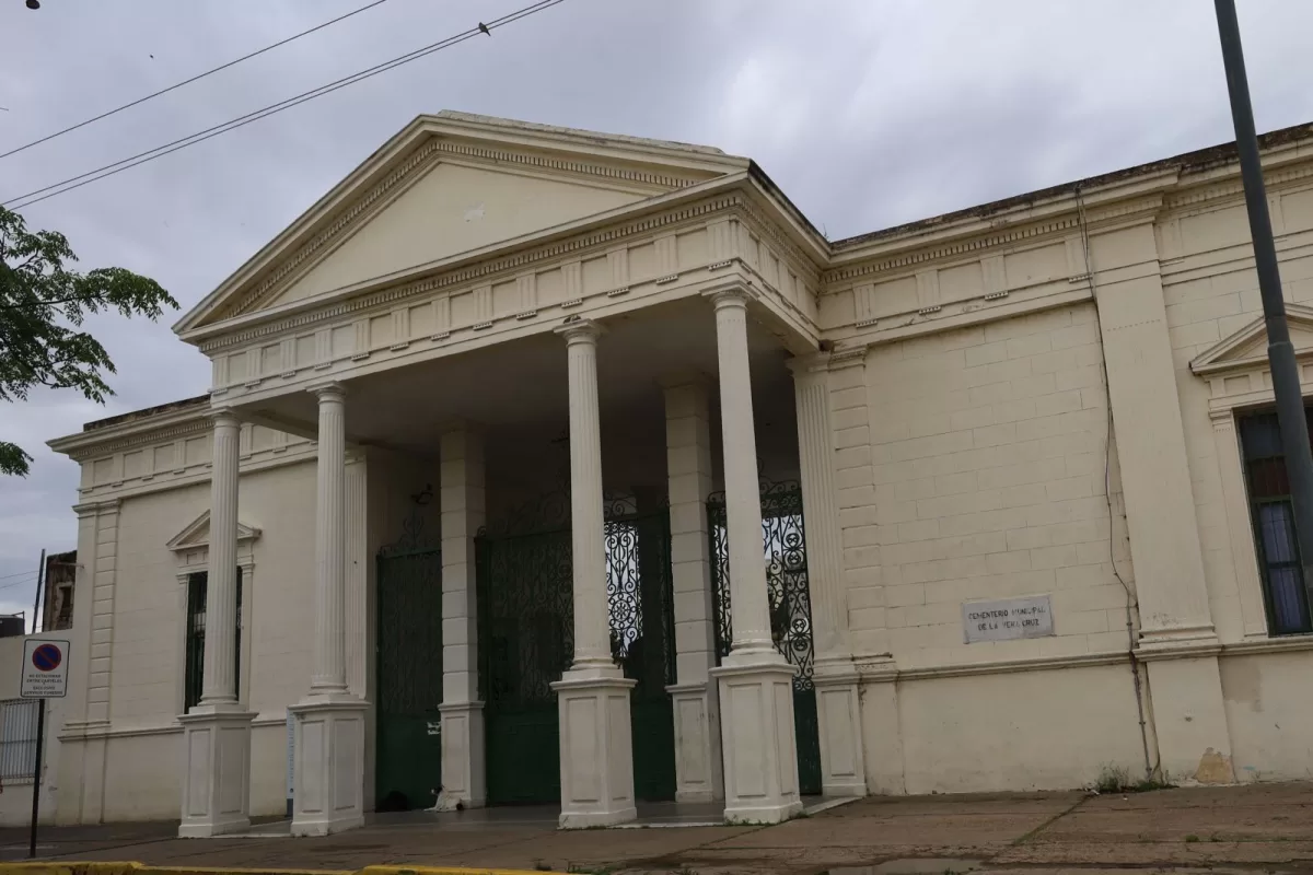 Sustrajeron el cuerpo de un bebé en el Cementerio Municipal