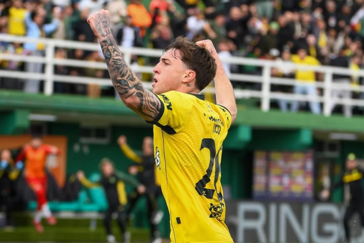 A Defensa, próximo rival de Unión, le alcanzó un tiempo para golear a San Lorenzo