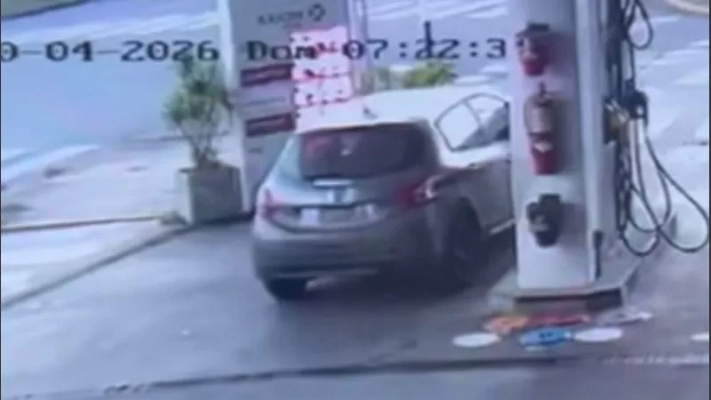 Paga Dios: pidió que le llenen el tanque y se fugó a toda velocidad