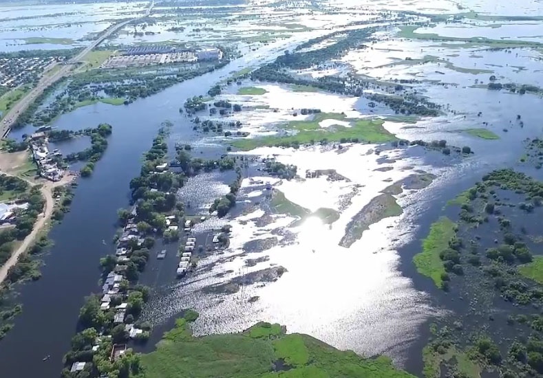 La crecida del río Paraná continúa y mantiene fuera de su hogar a 349 santafesinos