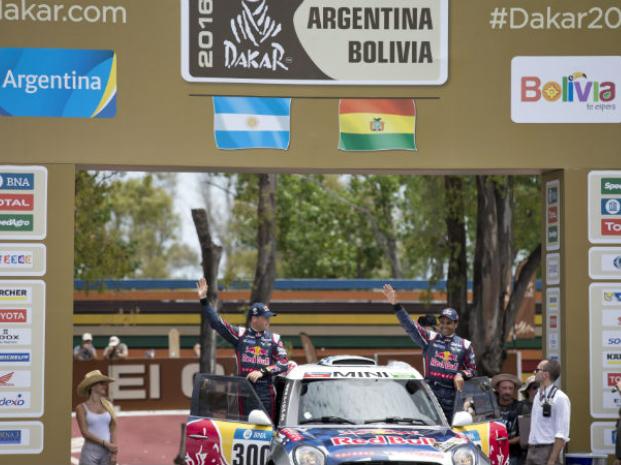 El Rally Dakar ya puso proa hacia Rosario en el inicio de otra brava competencia 
