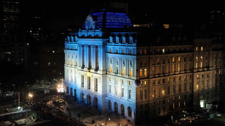El Gobierno dio de baja el 85% de los contratos del Centro Cultural Kirchner