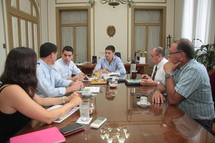 Pullaro se reunió con representantes de las Federaciones y Asociaciones de Transporte de Cargas