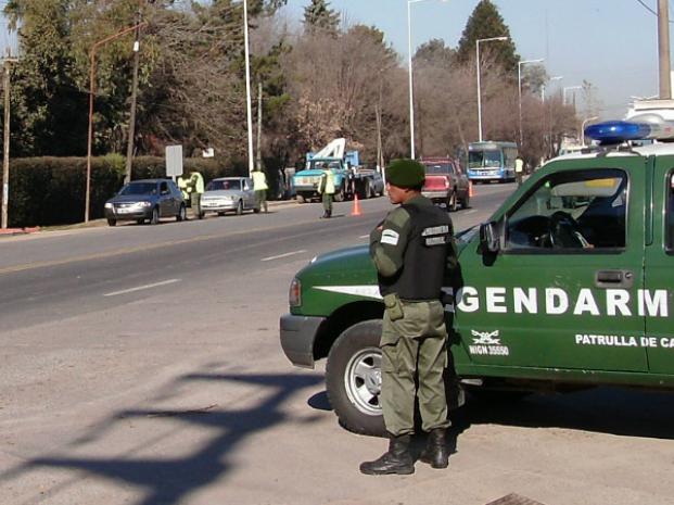 Un gendarme resultó herido en un intenso tiroteo en la ruta provincial Nº 6 cerca de San Carlos Sur 