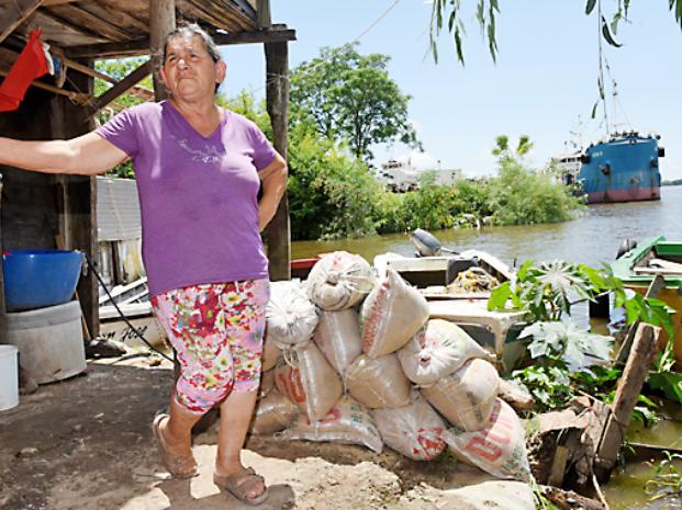 El Paraná continúa subiendo, pero sólo evacuaron a una familia en El Mangrullo 