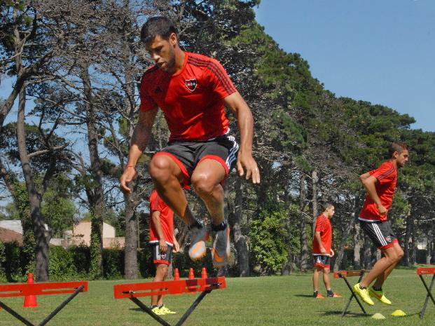SEBA DOMÍNGUEZ: 