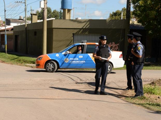 La Policía Comunitaria de Santa Fe detuvo a cuatro personas en diversos procedimientos
