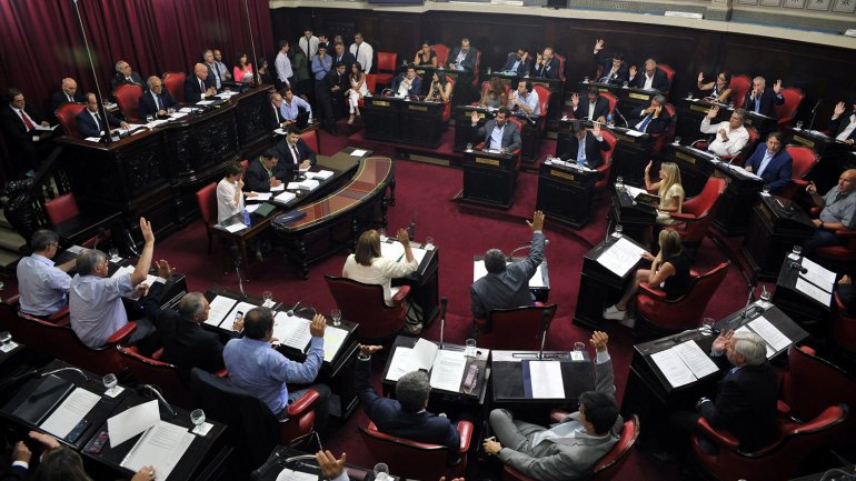 Presupuesto bonaerense 2016: Vidal podrá contraer deuda por $60.000 millones