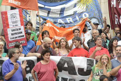 Un núcleo de sindicatos convoca a un frente contra la política económica