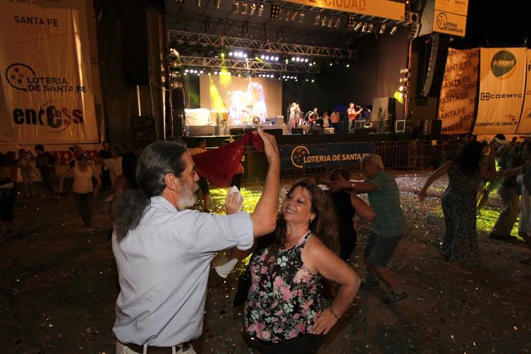 Miles de personas asistieron la primera noche del Festival de Guadalupe