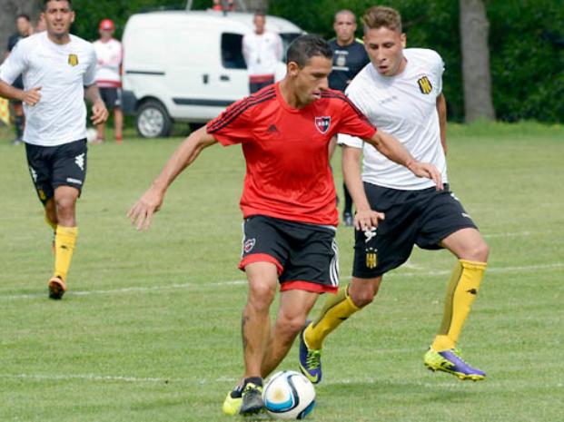 NEWELLS EMPATÓ SIN GOLES CON OLIMPO, EN UN AMISTOSO CON CÓDIGOS DE BARRIO