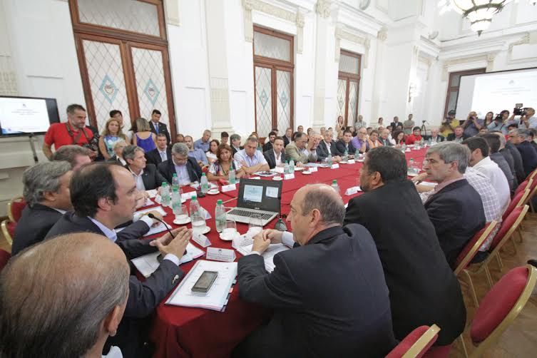 Gabinete de Emergencia de la Nación - Reunión