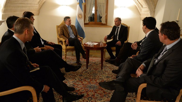 Mauricio Macri comenzó su participación en Davos con reuniones con empresarios