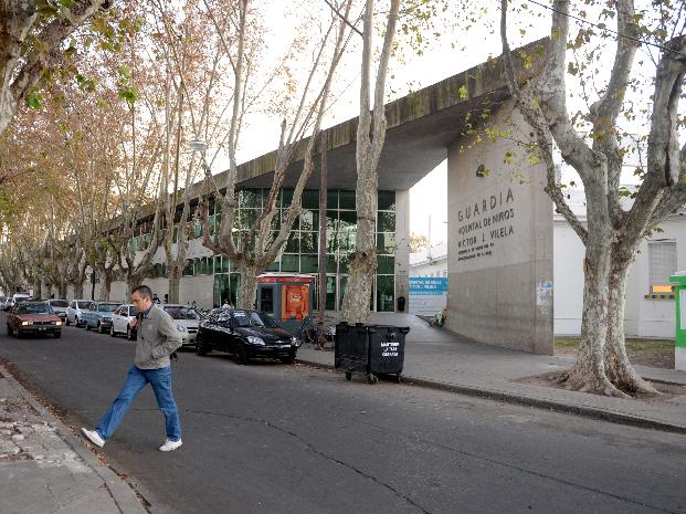 En un enfrentamiento entre bandas balearon a una nena de cinco años 