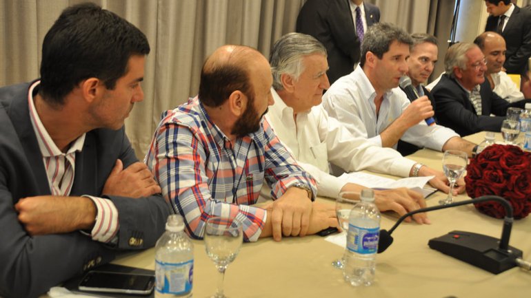 Gobernadores del PJ pedirán al Gobierno una respuesta 