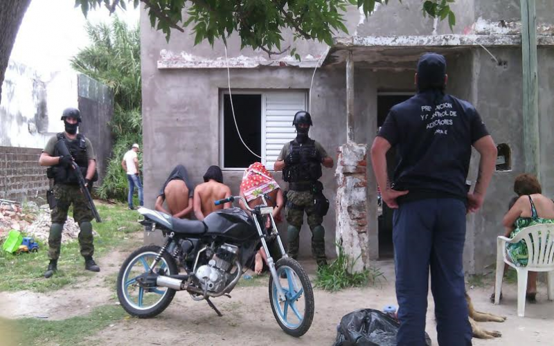 Secuestraron drogas y dinero en efectivo en Laguna Paiva