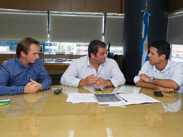 Aprobaron dos barrios privados y un parque industrial en Funes 