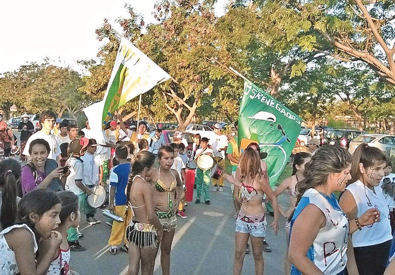 Los Carnavarriales harán bailar a Barrio San Lorenzo el 20 de febrero