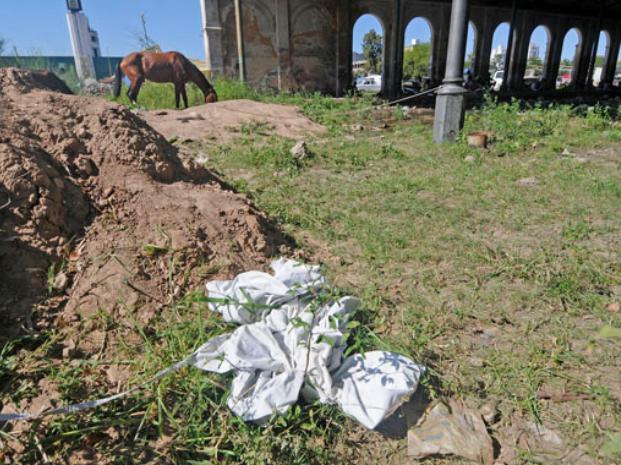 Identificaron a la mujer asesinada y violada en la estación del ex ferrocarril Mitre