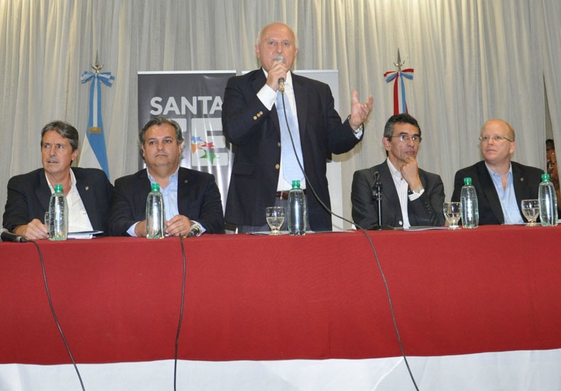 El Gobierno realiza el primer encuentro participativo del Plan del Norte