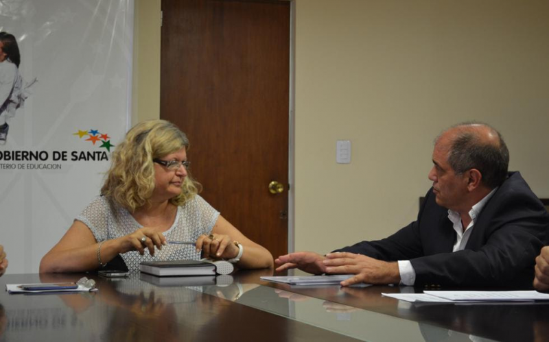 El Presidente del Concejo y la Ministra de Educación coordinaron la implementación de proyectos educativos en las escuelas de Santa Fe
