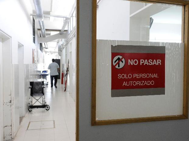 Familiares de una paciente atacaron a enfermeros en el Hospital Roque Sáenz Peña 