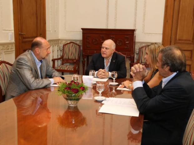 Lifchitz planteó a los senadores la necesidad de que las fuerzas federales no se vayan de la provincia 