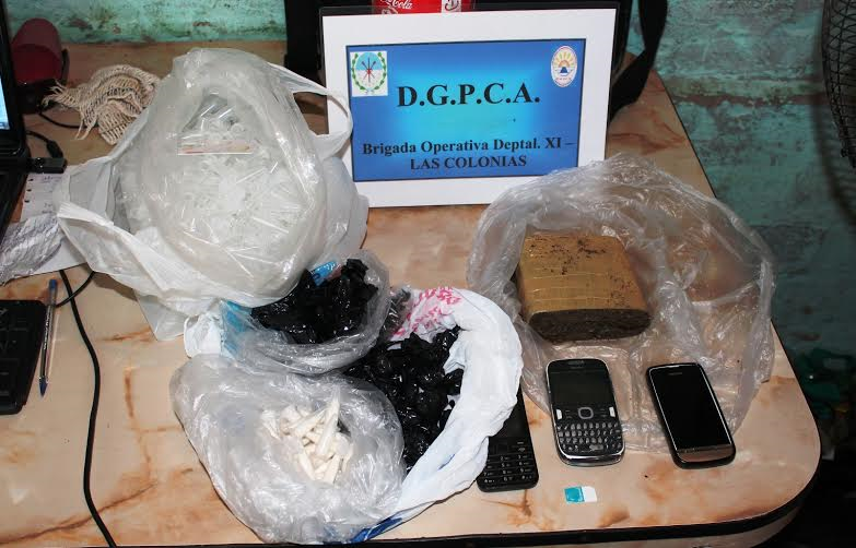 Policía antinarcóticos - Incautación de marihuana
