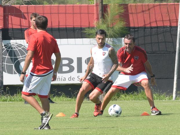 DIEGO OSELLA NO TOCARÍA MUCHO EL EQUIPO PARA SU DEBUT COMO DT LEPROSO