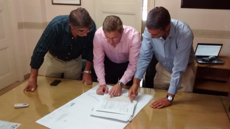 Borla con representantes de localidades del Centro Sur del territorio se reunieron con autoridades de la EPE