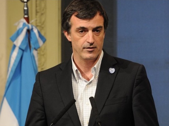 Esteban Bullrich habló con Miguel Lifschitz y Claudia Balagué sobre el conflicto docente