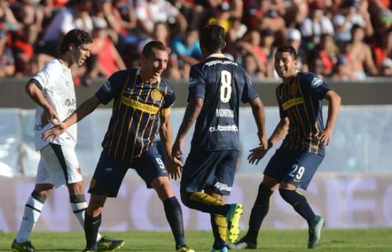 Colón perdió 3 a 0 con Central en el Brigadier López