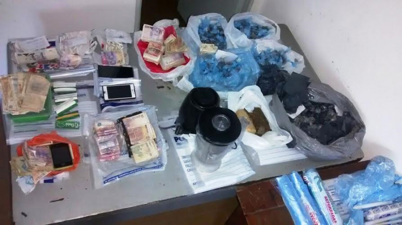 Secuestraron casi un kilo y medio de drogas en Alto Verde 