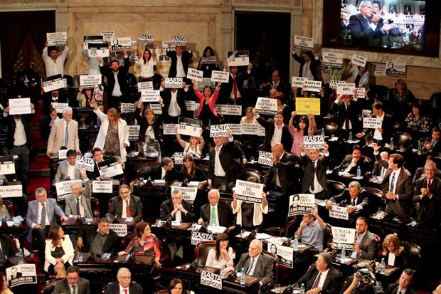 Un estreno tenso ante un Congreso renovado y dividido