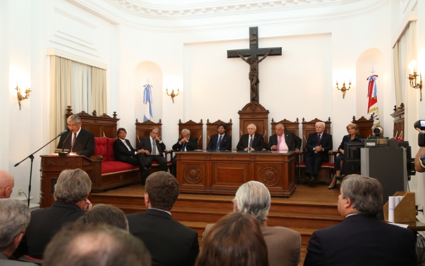 Miguel Lifschitz asistió a la apertura del año judicial 2016