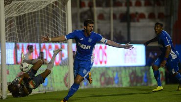 Unión perdió 6 a 3 con Racing en el 15 de Abril