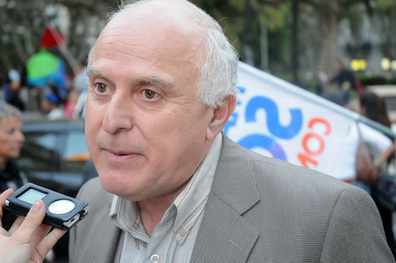 Lifschitz con periodistas